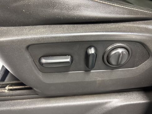 Used 2020 Chevrolet Silverado 1500 RST w/ All-Star Edition image 16