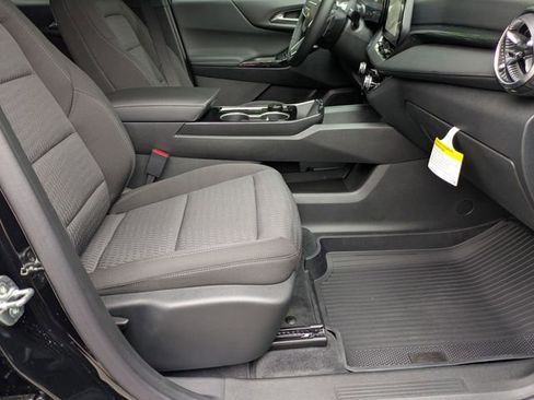 New 2026 Chevrolet Equinox LT w/ Safety and Technology Package FWD image 36