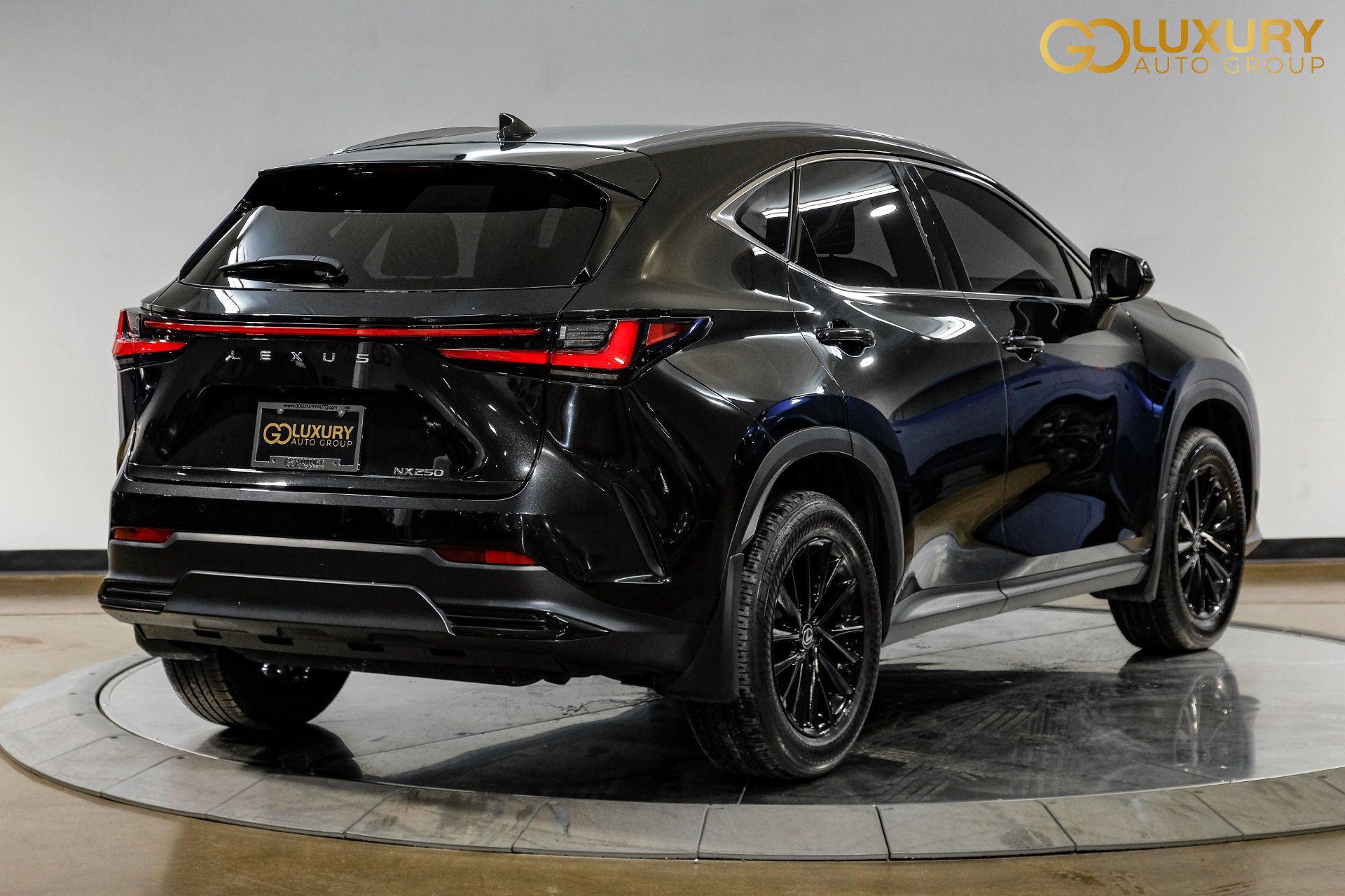 Used 2025 Lexus NX 250 FWD w/ Cold Area Package image 12