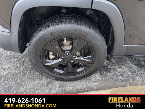 Used 2023 Jeep Cherokee Altitude Lux w/ Lux Elite Package image 44