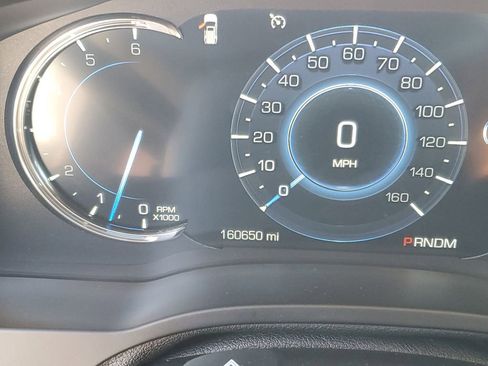 Used 2016 Cadillac Escalade ESV Luxury image 21