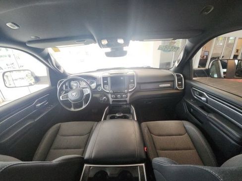 Used 2022 RAM 1500 Big Horn AWD/4WD image 16
