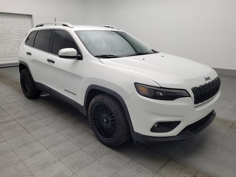 Used 2019 Jeep Cherokee Latitude Plus FWD image 13