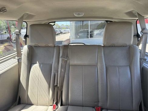 Used 2010 Ford Expedition EL Limited RWD image 9