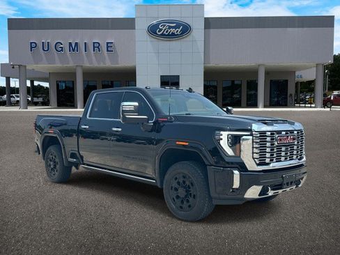 Used 2024 GMC Sierra 2500 Denali w/ Technology Package AWD/4WD image 1