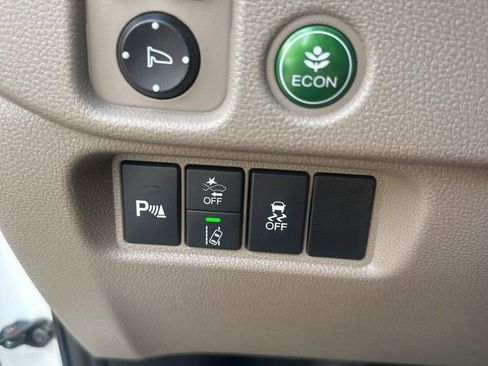 Used 2021 Honda Pilot Elite image 21