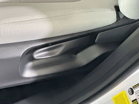 Certified 2026 Toyota Corolla Cross L FWD image 13