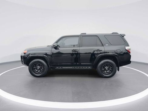 Certified 2020 Toyota 4Runner SR5 Premium image 5