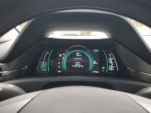 Used 2021 Hyundai Ioniq SE image 19