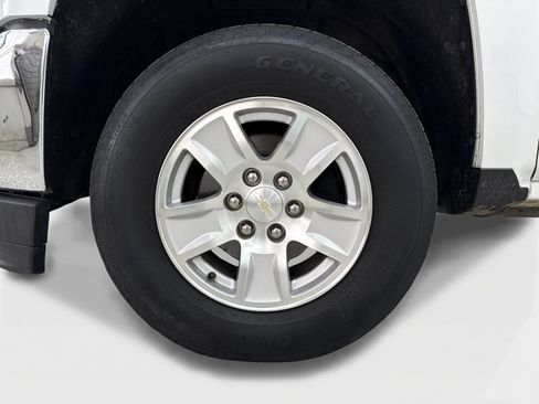 Used 2018 Chevrolet Silverado 1500 LT w/ All Star Edition RWD image 48
