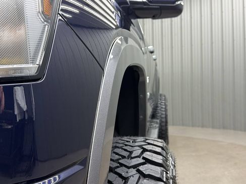 Used 2026 Toyota Tundra Limited AWD/4WD image 13