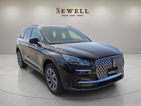 New 2026 Lincoln Corsair Premiere image 6