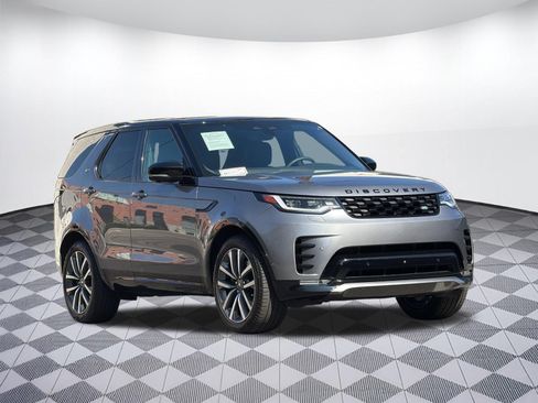 Used 2025 Land Rover Discovery Dynamic SE AWD/4WD image 7