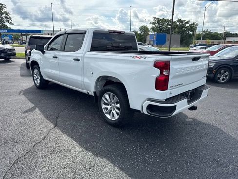 Used 2023 Chevrolet Silverado 1500 Custom AWD/4WD image 4