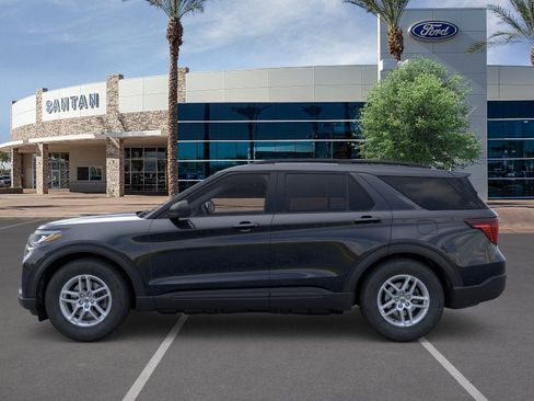 Used 2026 Ford Explorer Active RWD image 3