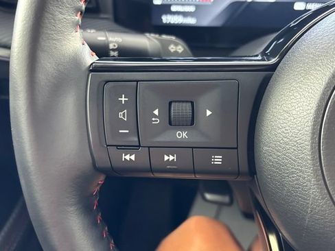 Used 2025 Nissan Kicks SR w/ SR Premium Package AWD/4WD image 41