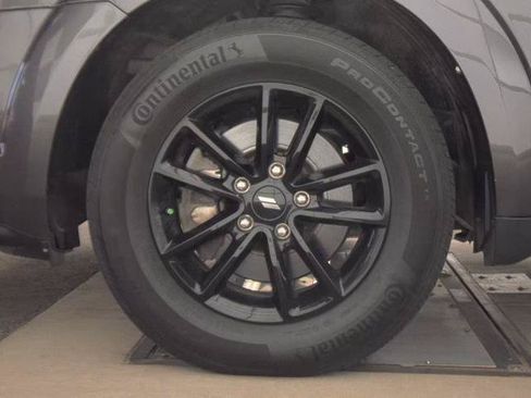 Used 2020 Dodge Journey SE w/ SE Popular Equipment Group FWD image 9