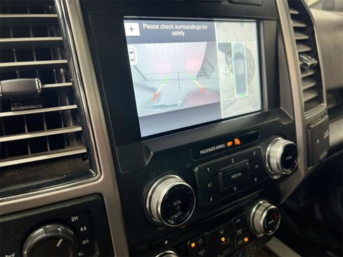 Used 2017 Ford F150 Platinum w/ Technology Package image 14