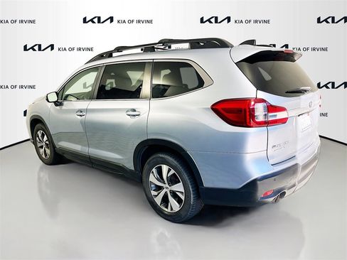 Used 2019 Subaru Ascent Premium image 5