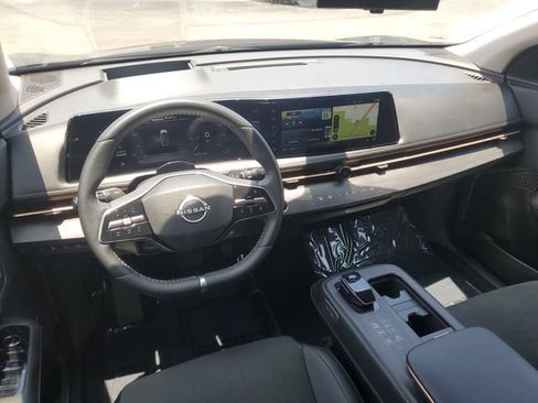 Used 2023 Nissan Ariya FWD image 12