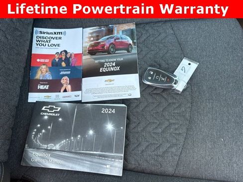Used 2024 Chevrolet Equinox LT image 23