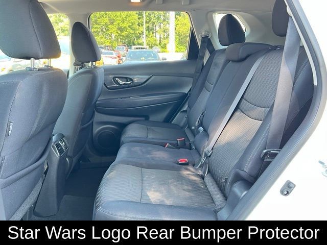Used 2017 Nissan Rogue SV AWD/4WD image 8