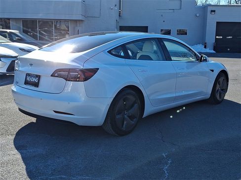 Used 2020 Tesla Model 3 Standard Range Plus image 5