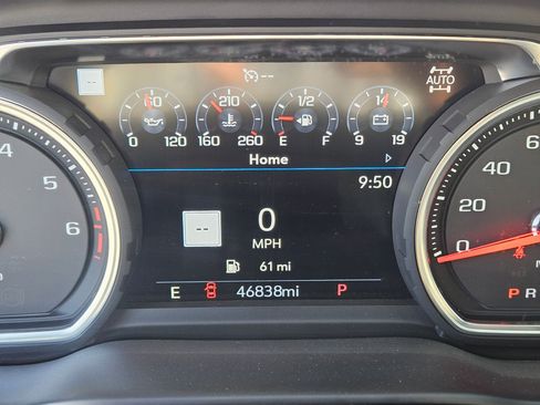 Used 2022 Chevrolet Silverado 1500 High Country w/ Technology Package image 22