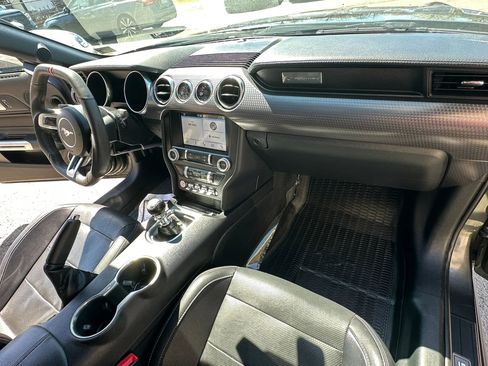 Used 2019 Ford Mustang GT Premium w/ GT Performance Package RWD image 16