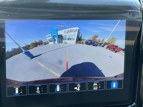 Used 2023 Chevrolet Traverse High Country w/ LPO, Floor Liner Package image 15