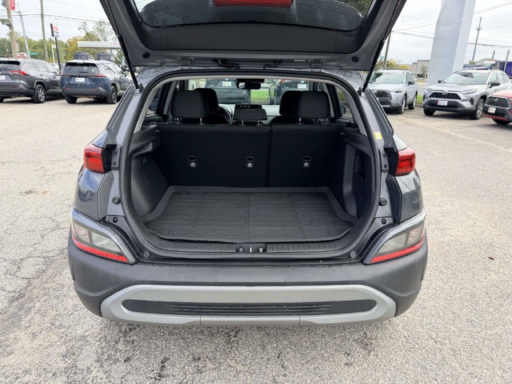 Used 2023 Hyundai Kona SE AWD/4WD image 15