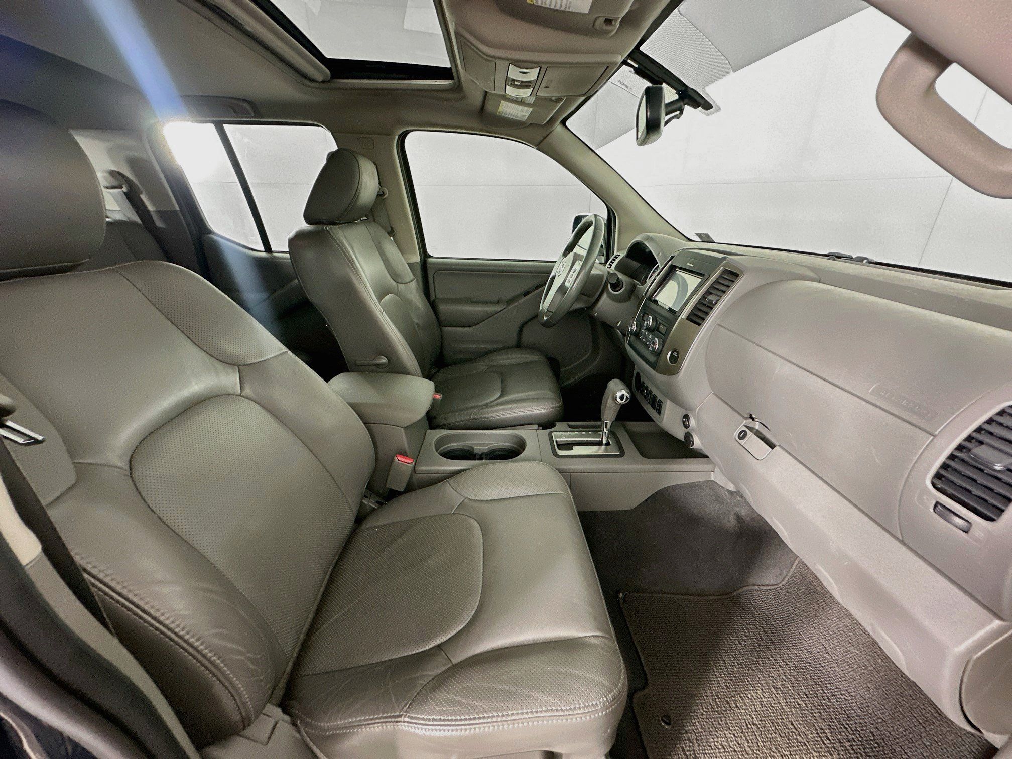 Used 2019 Nissan Frontier SL RWD image 30
