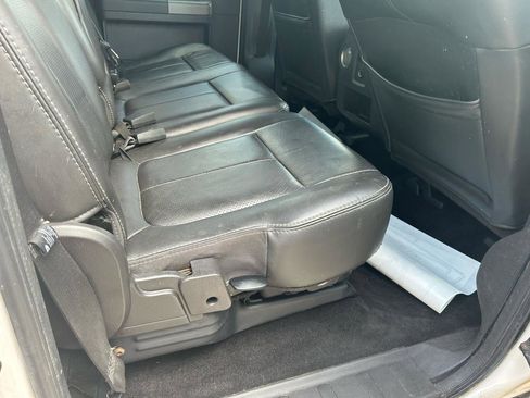 Used 2011 Ford F350 Lariat w/ Lariat Interior Pkg image 11