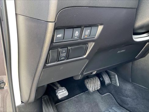 Used 2023 INFINITI QX80 Luxe w/ Cargo Package RWD image 35