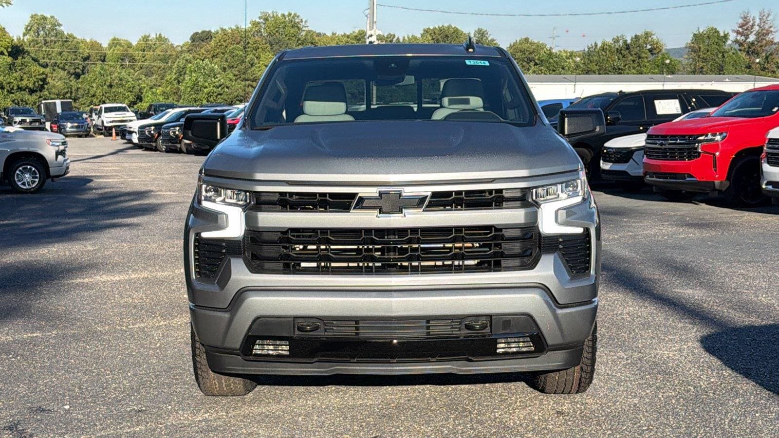 New 2026 Chevrolet Silverado 1500 RST w/ Convenience Package II AWD/4WD image 2