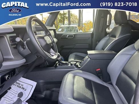 Certified 2024 Ford Bronco Black Diamond w/ Sasquatch Package image 17