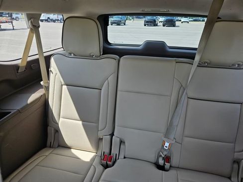 Used 2023 GMC Yukon XL Denali AWD/4WD image 26