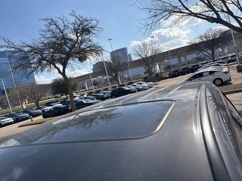 Used 2011 Acura MDX w/ Technology & Entertainment image 5