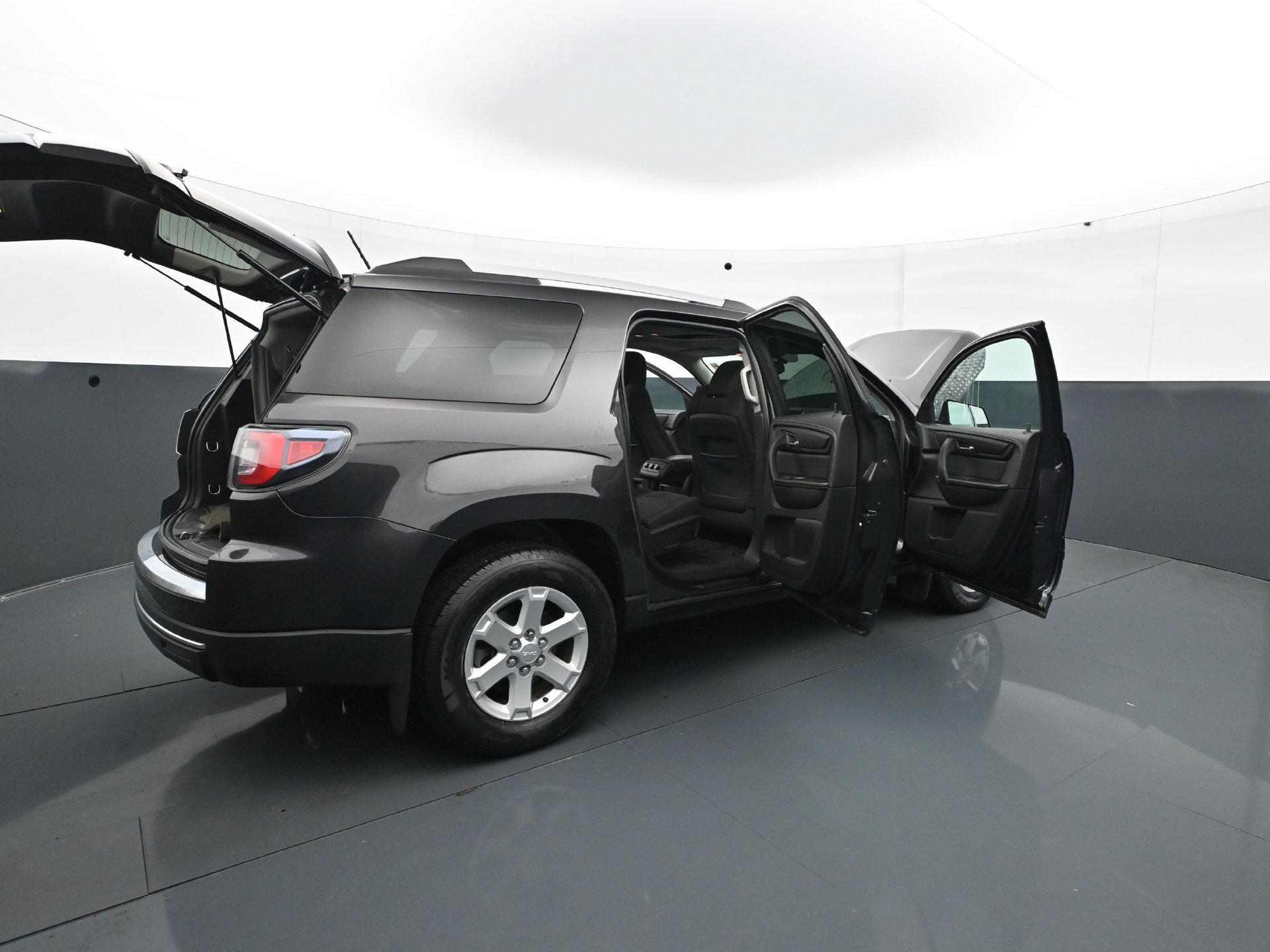 Used 2015 GMC Acadia SLE AWD/4WD image 33