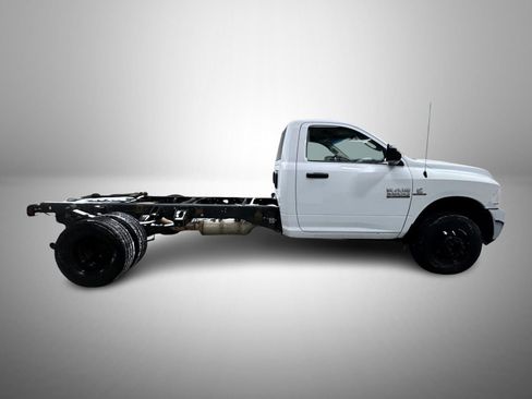 Used 2018 RAM 3500 4x4 Regular Cab DRW image 4