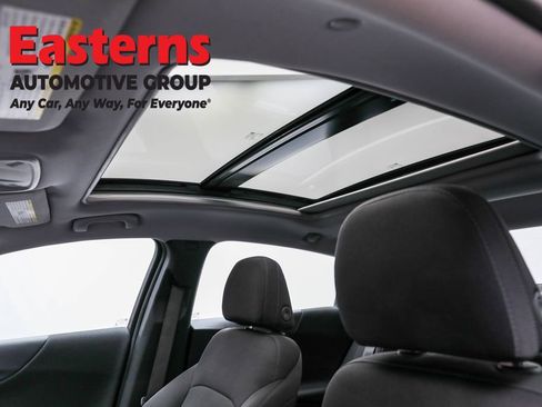 Used 2024 Chevrolet Malibu LT image 34