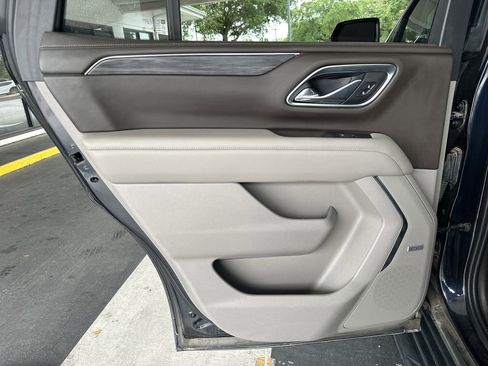 Used 2021 GMC Yukon SLT AWD/4WD image 28