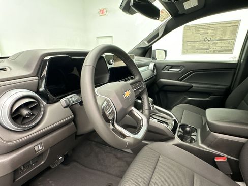 New 2026 Chevrolet Colorado LT w/ Advanced Trailering Package AWD/4WD image 4