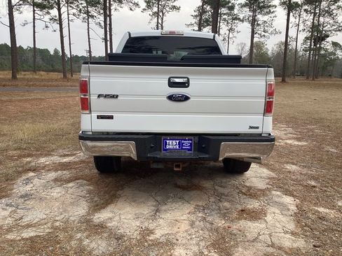 Used 2010 Ford F150 XLT image 4