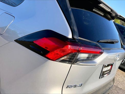 Used 2024 Toyota RAV4 XLE w/ Convenience Package FWD image 29
