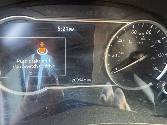 Used 2024 Nissan Versa SR w/ Trunk Package FWD image 11