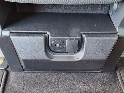 Used 2025 Ford F150 XLT w/ Equipment Group 301A Standard image 16