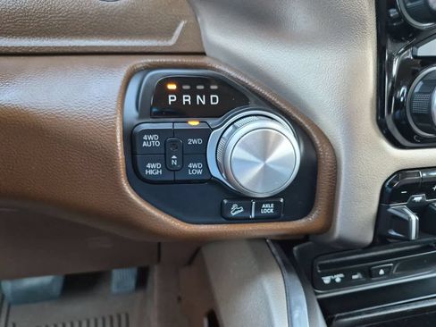 Used 2019 RAM 1500 Laramie AWD/4WD image 30