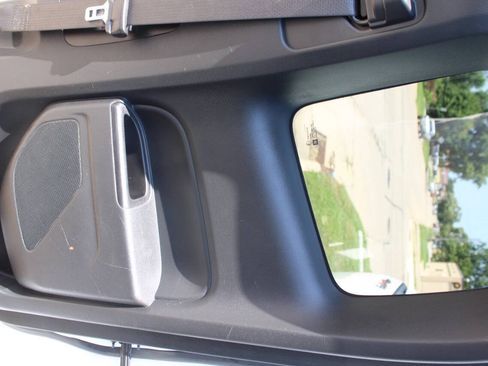 Used 2022 Chevrolet Colorado LT w/ Fleet Safety Package AWD/4WD image 9