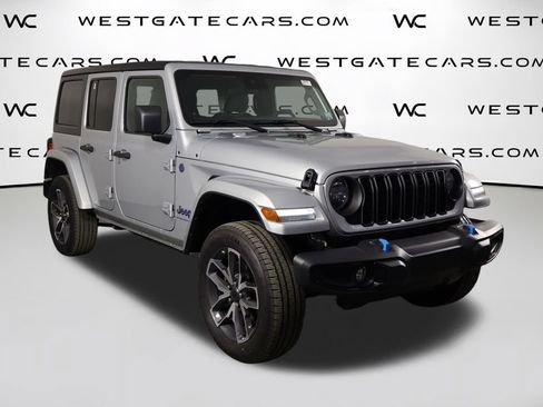 Used 2024 Jeep Wrangler Unlimited AWD/4WD image 41